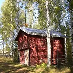Vanha-paelsilae Lakeside Farm *