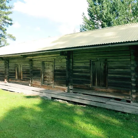 Vanha-paelsilae Lakeside Farm